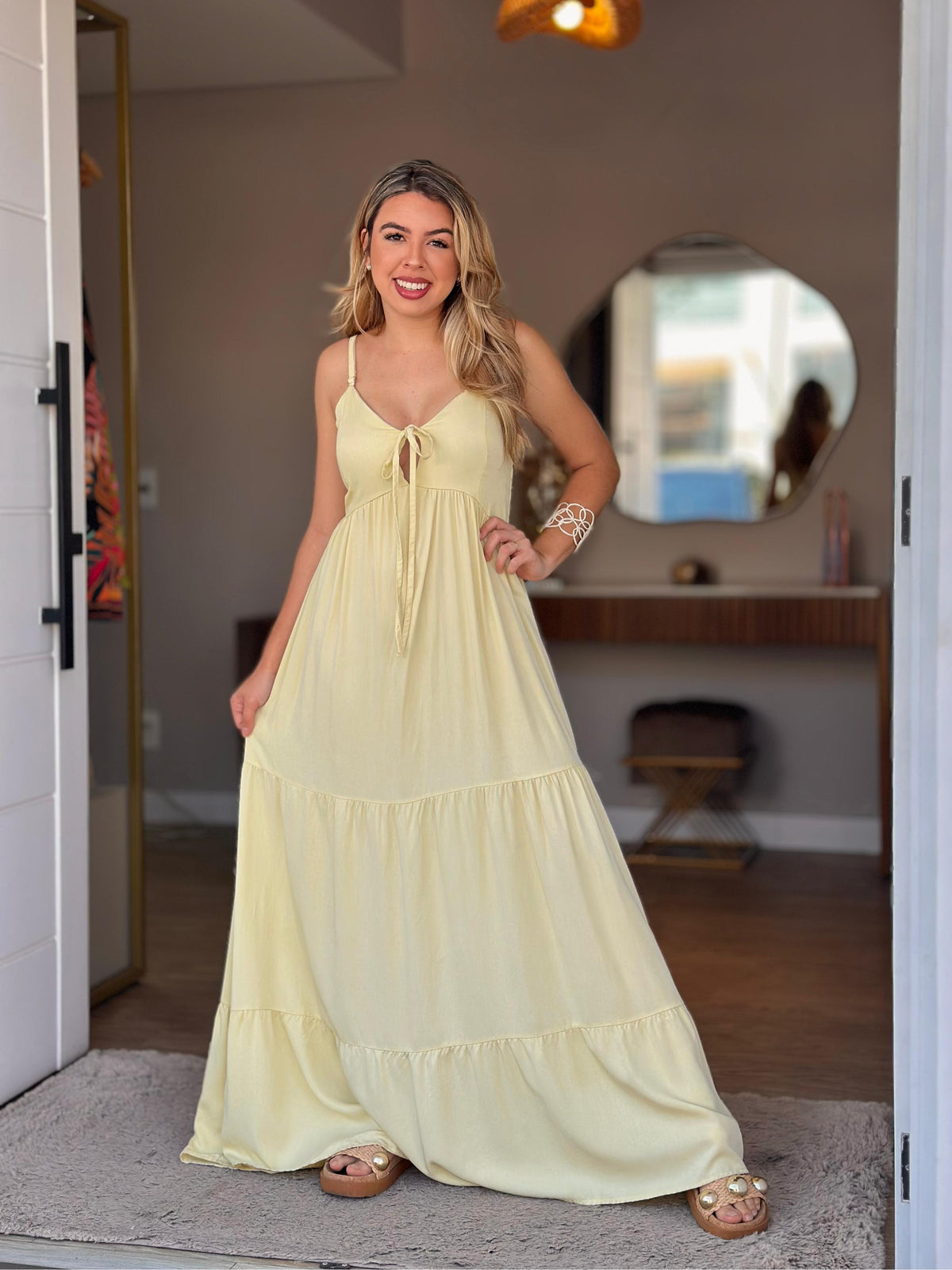 Vestido Lacinho